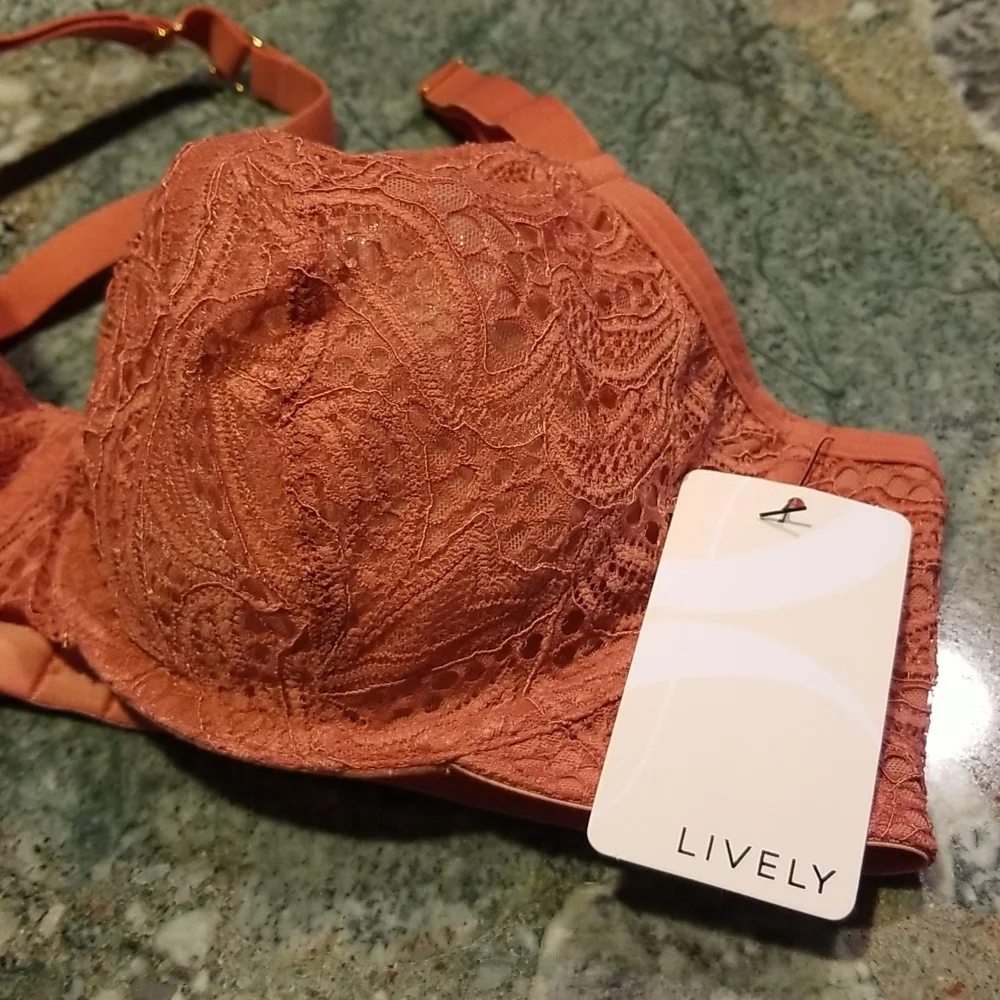 LIVELY Unlined Lace Bra - Picture 6 of 15